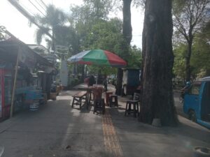 Ketika Trotoar Tak Bisa Diakses, Potret Gagalnya Aksesibilitas Disabilitas di Kota Serang 3 IMG 20251203 WA0033